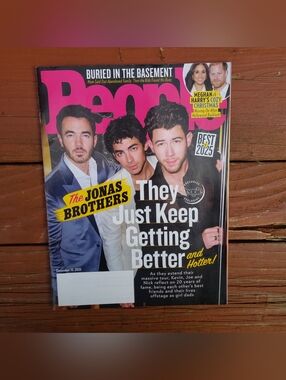 People Magazine The Jonas Brothers Edition - December 15, 2025